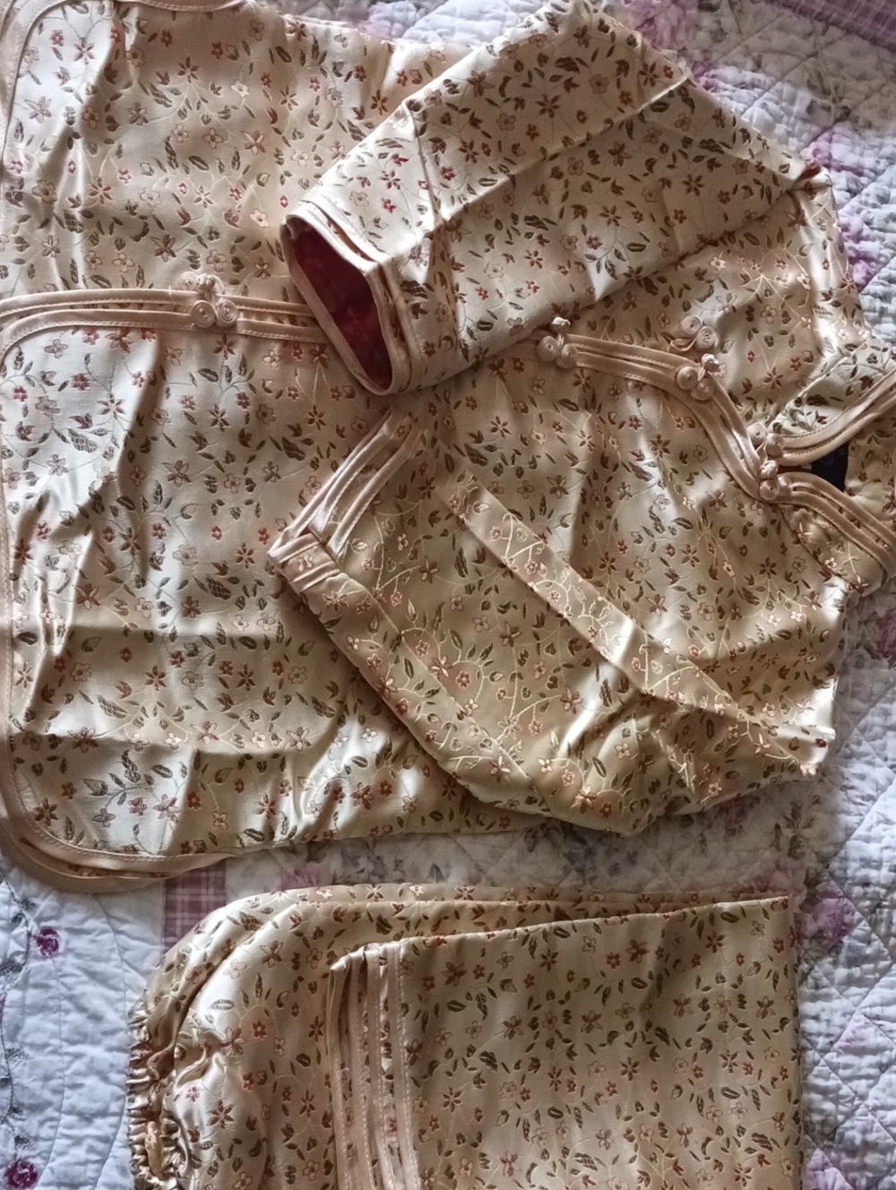 Oriental Cream Floral Satin Kids Jacket And Pants.
